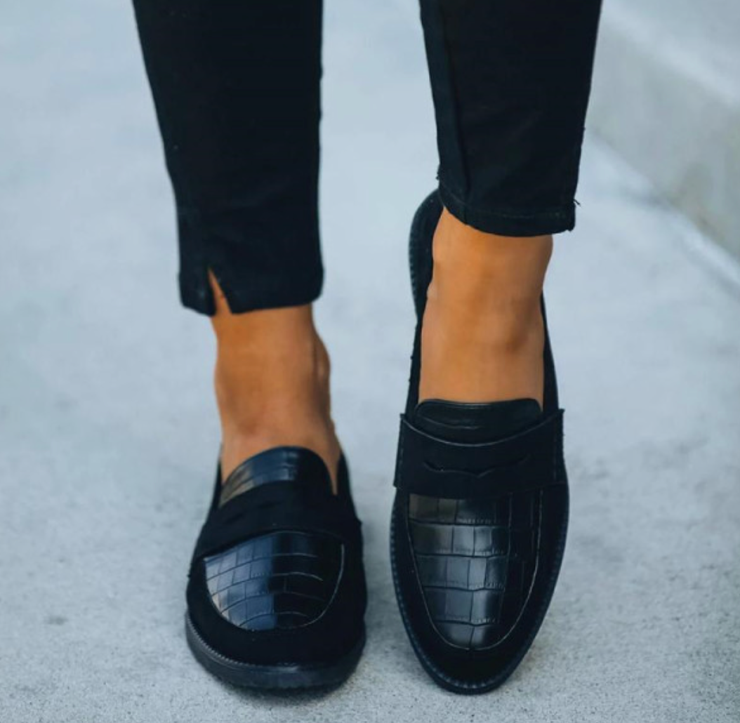 Elise | Women's Croc Textured Slip-On Loafers